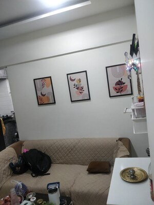 Living Room in 1.5 BHK Builder Floor at Kokan Nagar – for Sale