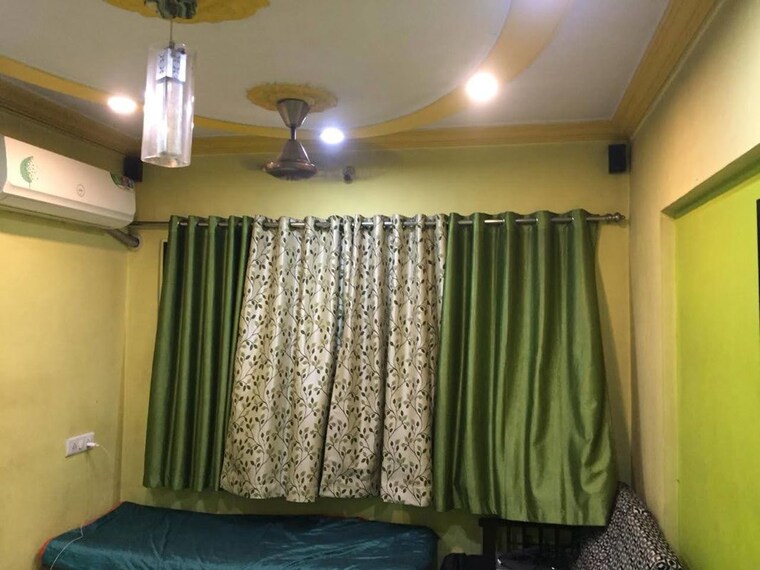 Bedroom, kolshet industrial area 1 Bedroom 400 Sq.Ft. Apartment In Kolshet Industrial Area Thane 10333376