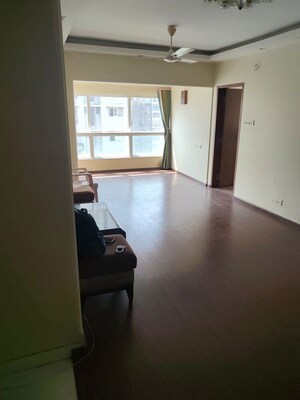 Room in 2 BHK Apartment at Mehrdad CHS, Cuffe Parade – for Sale
