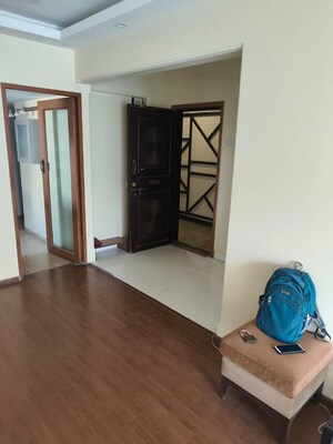 Room in 2 BHK Apartment at Mehrdad CHS, Cuffe Parade – for Sale