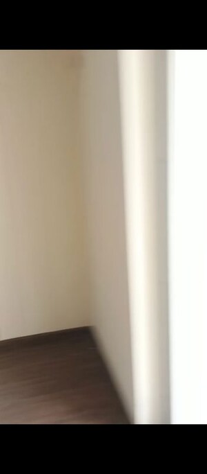 Room in 3 BHK Apartment at BPTP Discovery Park, Sector 80 – for Rent