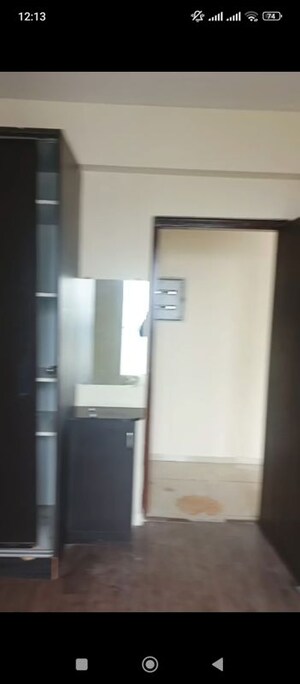 Room in 3 BHK Apartment at BPTP Discovery Park, Sector 80 – for Rent