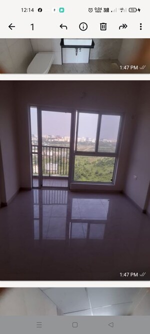 Room in 3 BHK Apartment at Godrej Hillside, Mahalunge – for Rent