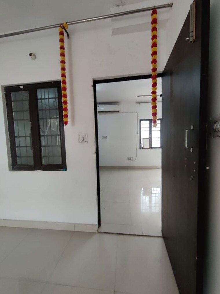 Bathroom, indira colony 2 1 Bedroom 1200 Sq.Ft. Villa In Indira Colony 2 Gurgaon 10291191