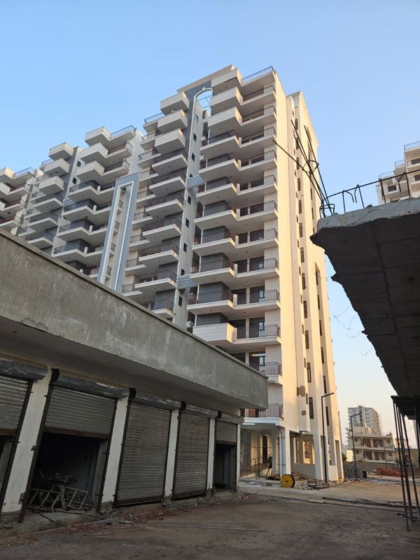 3 BHK Apartment For Rent in Amolik Sankalp