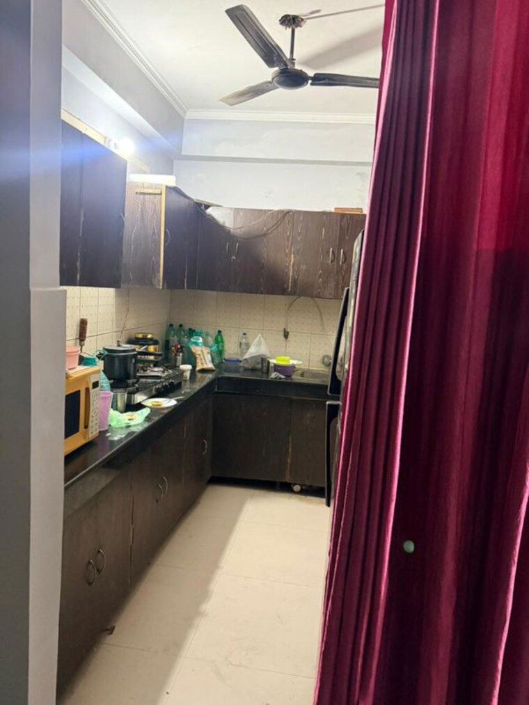 Kitchen, penta-homes 2 Bedroom 900 Sq.Ft. Apartment In Vip Road Zirakpur 10333506