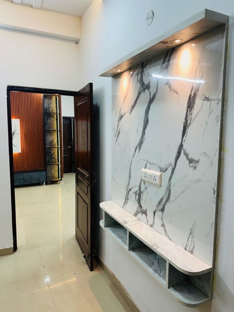 Room, pir machalla 2 Bedroom 120 Sq.Yd. Builder Floor In Pir Machalla Zirakpur 10333558