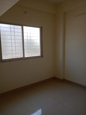 Room in 1 BHK Apartment at Digambar Nagar – for Rent