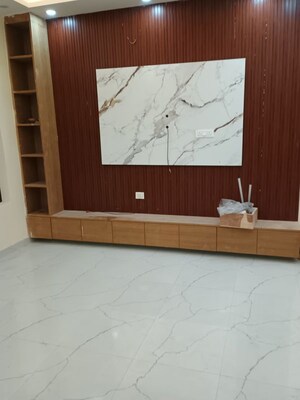 Room in 2 BHK Independent House at BSF Housing Society, Pi I And Ii Greater Noida – for Rent