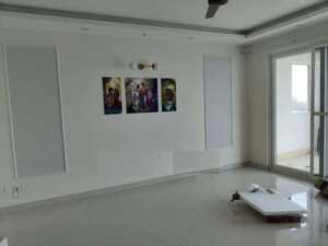 Room in 4 BHK Apartment at August Grand, Sarjapur Road – for Sale