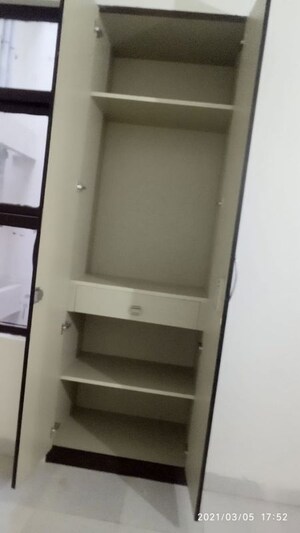 Furnished Amenities in 3 BHK Apartment at Amolik Heights, Sector 88 – for Sale