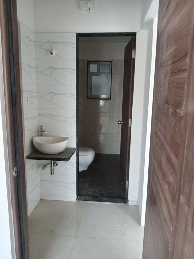 Bathroom, veddant-ganesh-bella-rossa-phase-2 3 Bedroom 1350 Sq.Ft. Apartment In Punawale Pune 10333497
