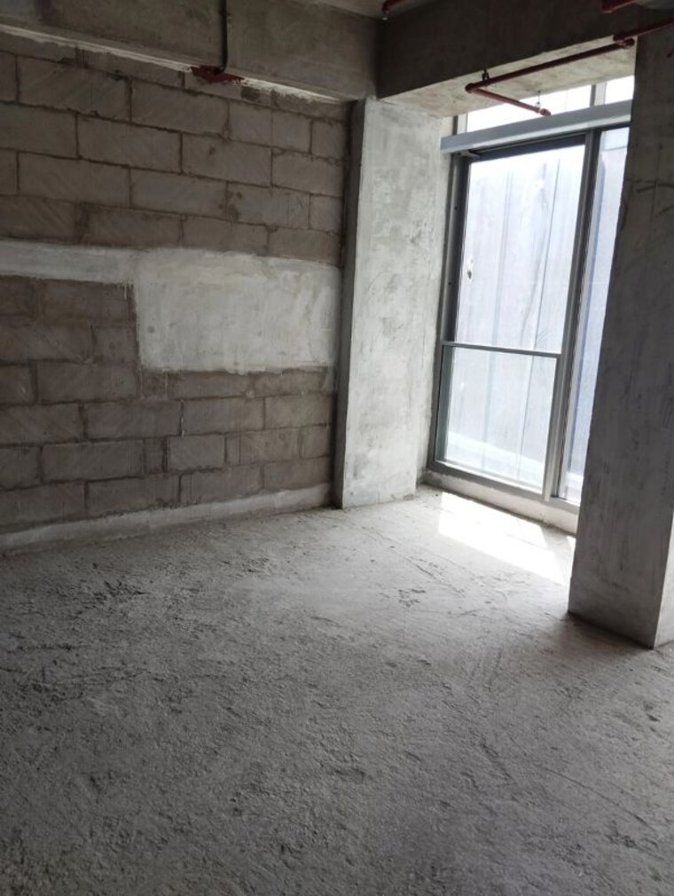 Room, lower parel Commercial Office Space 500 Sq.Ft. In Lower Parel Mumbai 10333629