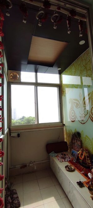 Furnished Amenities in 2.5 BHK Apartment at Puri Pratham, Sector 84 – for Sale