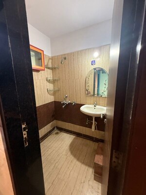 Bathroom in 2 BHK Apartment at Hyde Park Galaxy, Manpada – for Sale