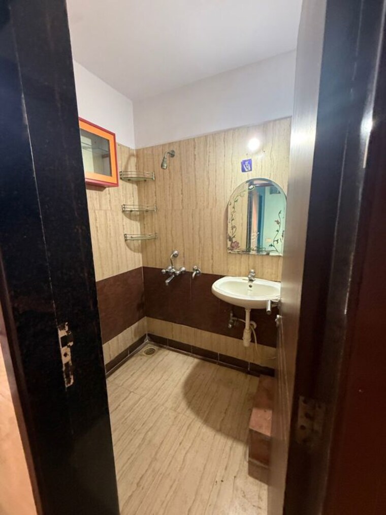 Bathroom, hyde-park-galaxy 2 Bedroom 910 Sq.Ft. Apartment In Manpada Thane 10333614