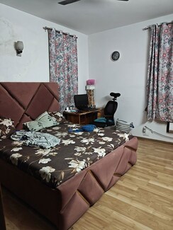 5 BHK + Extra Room Independent House For Sale in Sector 46