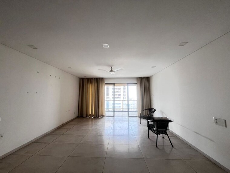 Room, panchshil-one-north 4 Bedroom 3000 Sq.Ft. Apartment In Magarpatta City Pune 10333643