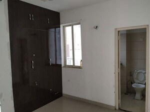 Room in 2.5 BHK Apartment at Puri Pratham, Sector 84 – for Sale