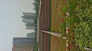  Plot For Sale in Sushant Golf City