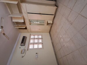 Furnished Amenities in 3.5 BHK Independent House at Jayanagar – for Rent