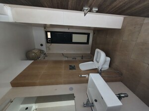 Washroom in 2 BHK Apartment at Kanakia Rainforest, Andheri East – for Rent