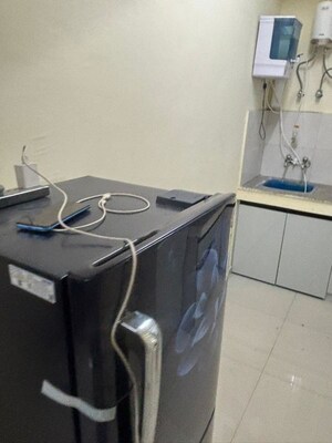 Team Area in 3 BHK Apartment at Pyramid Altia, Sector 70 – for Rent