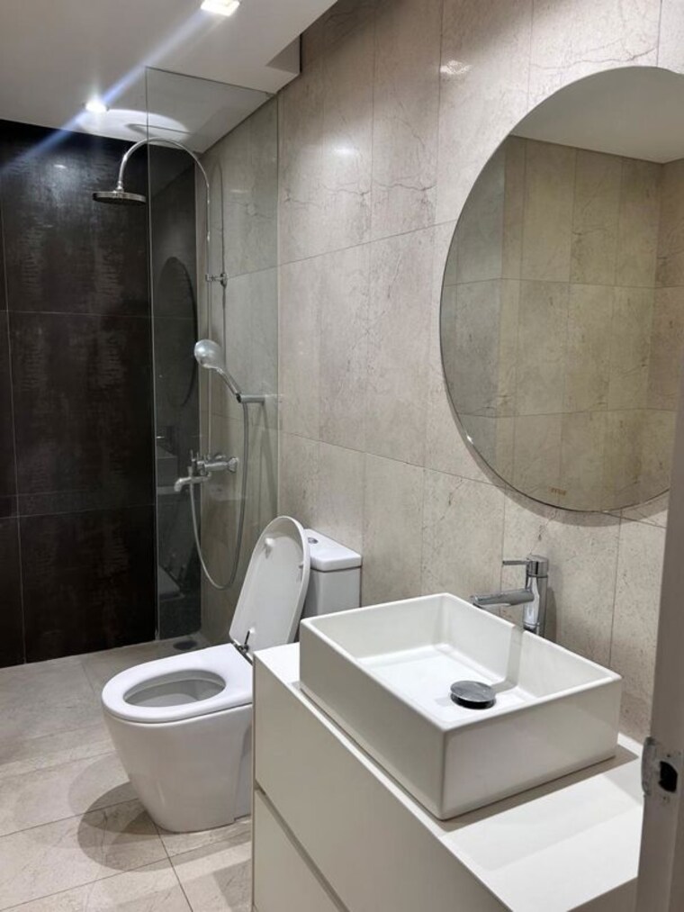Bathroom, panchshil-one-north 3.5 Bedroom 2800 Sq.Ft. Apartment In Magarpatta City Pune 10333722