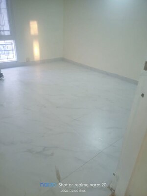 Room in 4 BHK Builder Floor at Unitech Woodstock Floors, Sector 50 – for Sale