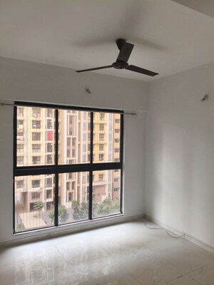 Room in 2 BHK Apartment at Runwal Gardens, Dombivli East – for Rent