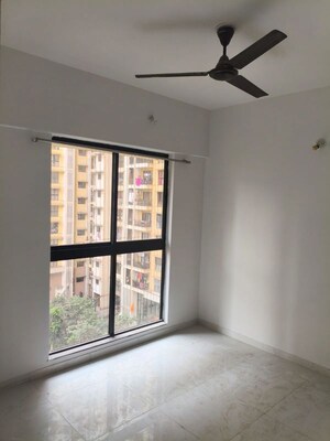 Room in 2 BHK Apartment at Runwal Gardens, Dombivli East – for Rent