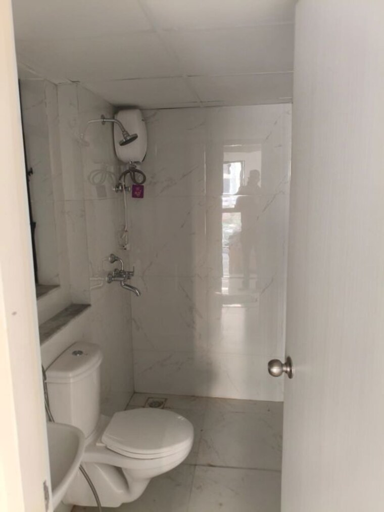 Bathroom, runwal-gardens 2 Bedroom 845 Sq.Ft. Apartment In Dombivli East Thane 10333768
