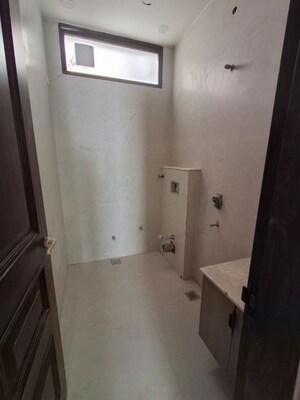 Bathroom in 4 BHK Independent House at Sector 34 – for Rent