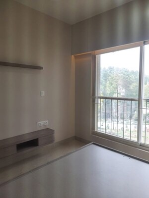 Room in 3 BHK Apartment at Supreme Estia Phase 1, Baner – for Rent