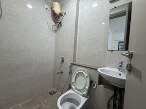 Bathroom in 1 BHK Apartment at Sheth Vasant Oasis, Andheri East – for Rent