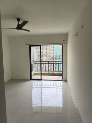 Room in 2 BHK Apartment at Runwal Gardens, Dombivli East – for Rent