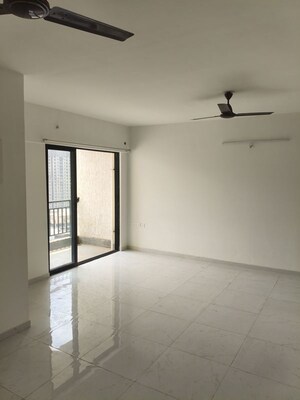 Room in 2 BHK Apartment at Runwal Gardens, Dombivli East – for Rent