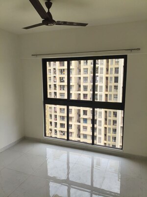 Room in 2 BHK Apartment at Runwal Gardens, Dombivli East – for Rent