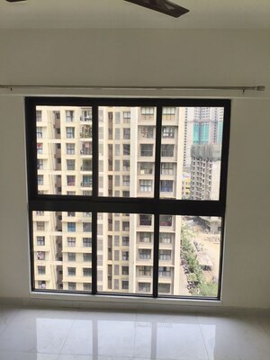 Room in 2 BHK Apartment at Runwal Gardens, Dombivli East – for Rent