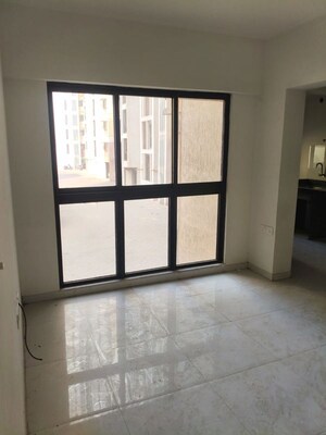 Room in 1 BHK Apartment at Runwal Gardens, Dombivli East – for Rent