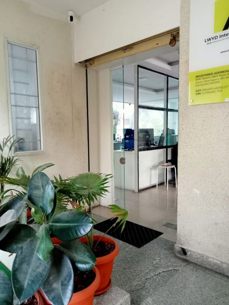  Parking, jayanagar Commercial Office Space 1200 Sq.Ft. In Jayanagar Bangalore 10333831