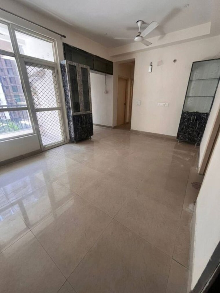 Room, radicon-vedantam 2 Bedroom 895 Sq.Ft. Apartment In Sector 16c Greater Noida Greater Noida 9306332
