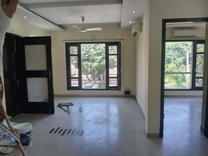 Room in 3 BHK Independent House at Sector 21 – for Rent