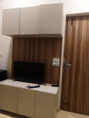 1 RK Apartment For Rent in Chandigarh Citi Center, Vip Road