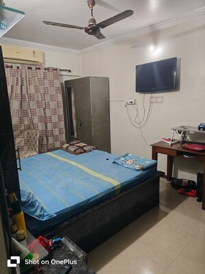 Bedroom in 2 BHK Apartment at Manavsthal Heights, Andheri East – for Rent