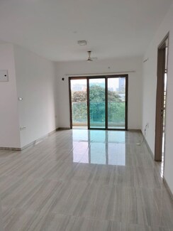 2 BHK + Store Room Apartment For Rent in Sheth Vasant Oasis