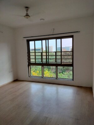 Master Bedroom in 2 BHK Apartment at Sheth Vasant Oasis, Andheri East – for Rent