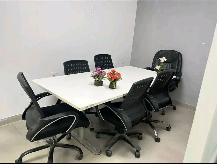 Team Area, sector 4 Commercial Office Space 799 Sq.Ft. In Sector 4 Noida 10333878