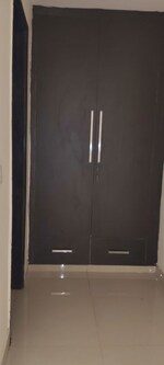 3 BHK + Extra Room 1600 Sq.Ft. Builder Floor in Puri Vip Floors