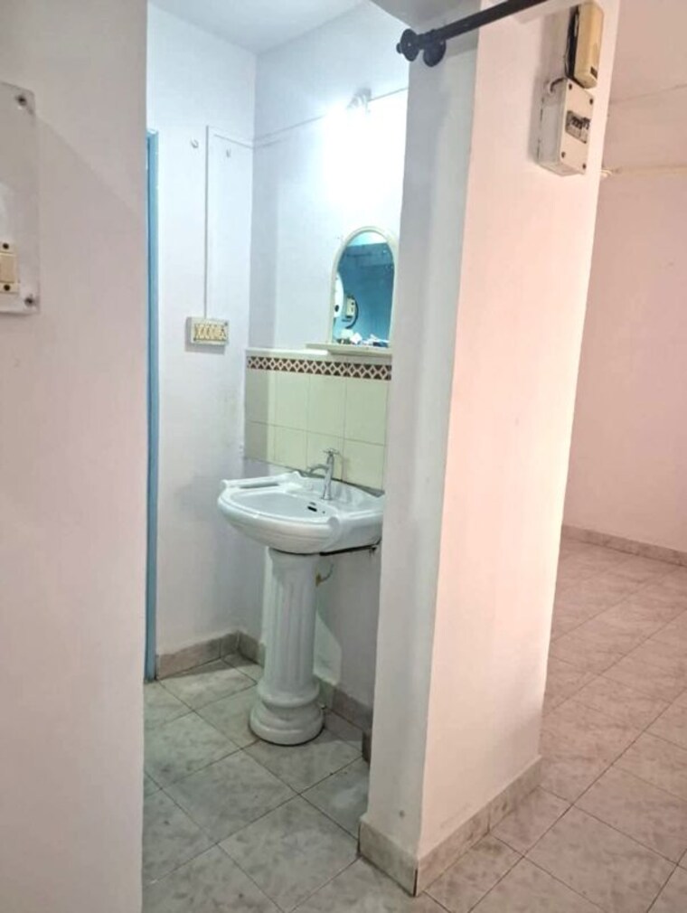 Bathroom, kharadi 1 Bedroom 685 Sq.Ft. Apartment In Kharadi Pune 10333861